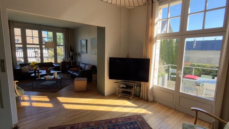 Maison - 188 m² - 8 pièces