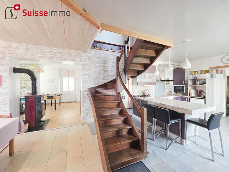 Maison - 140 m² - 6 pièces