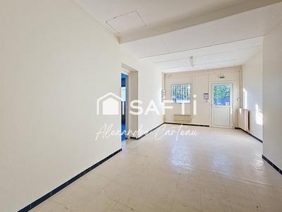 Local commercial - 700 m² - 10 pièces