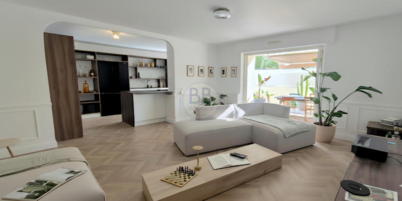 Appartement - 100 m² - 4 pièces