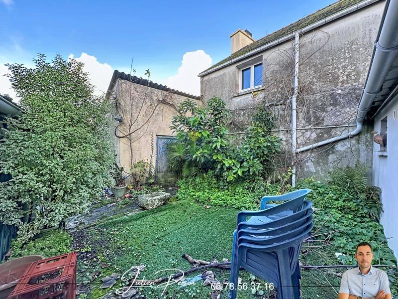 Maison - 211 m² - 9 pièces