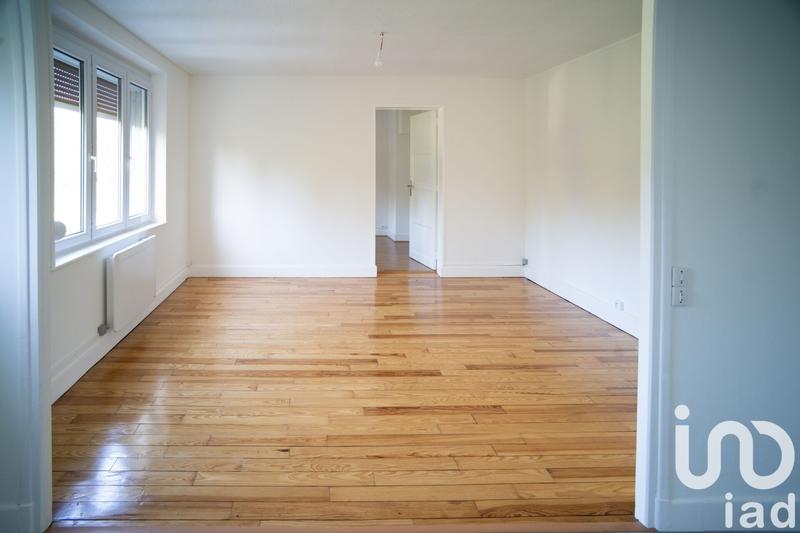 Appartement - 95 m² - 6 pièces