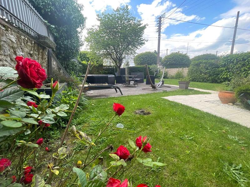 Maison - 149 m² - 7 pièces