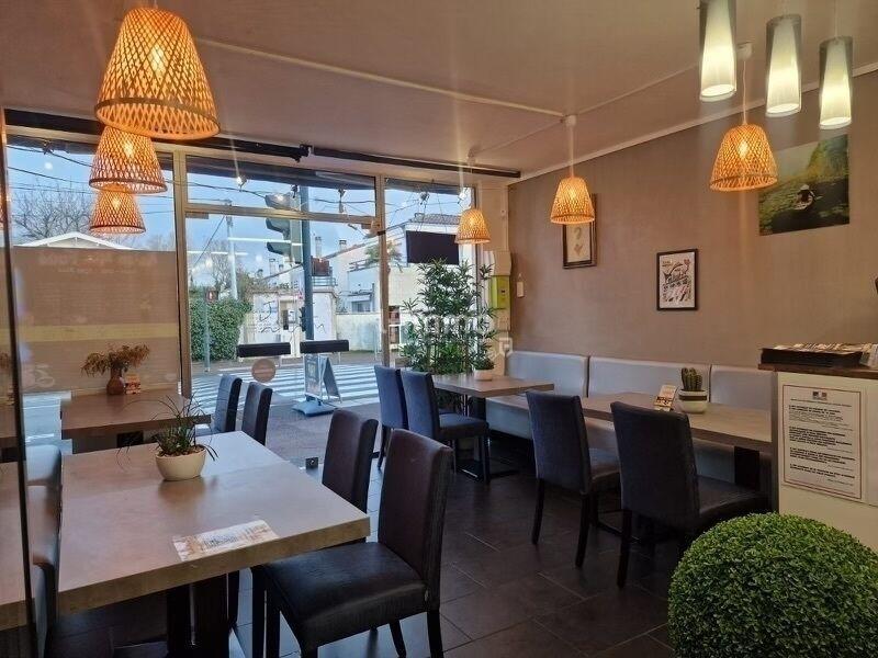 Fonds de commerce - Bureau - 65 m²