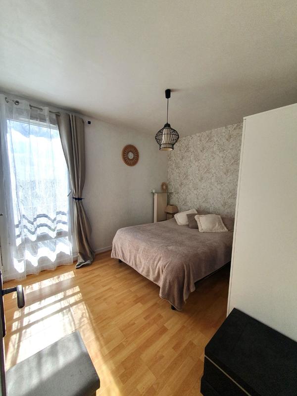 Appartement - 82 m² - 4 pièces
