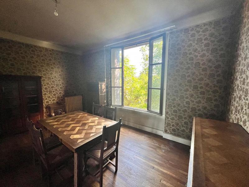 Maison - 163 m² - 6 pièces