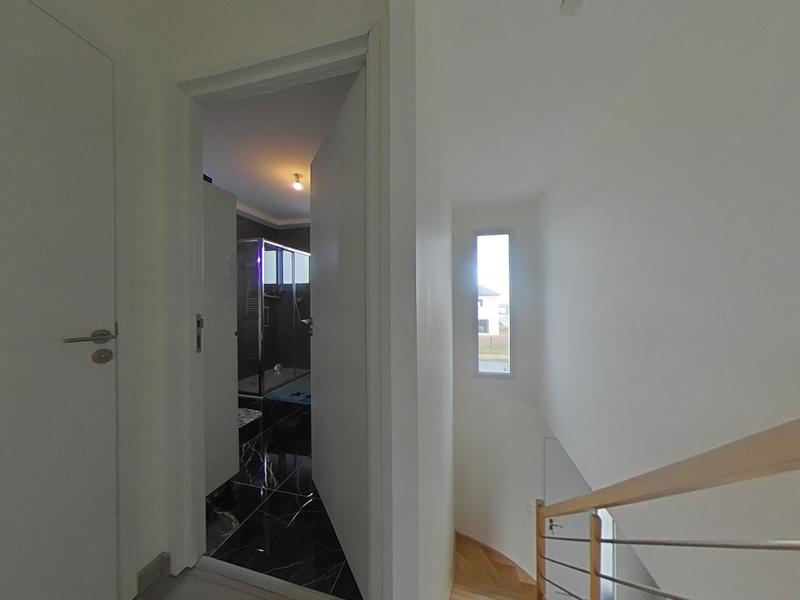 Maison - 113 m² - 5 pièces