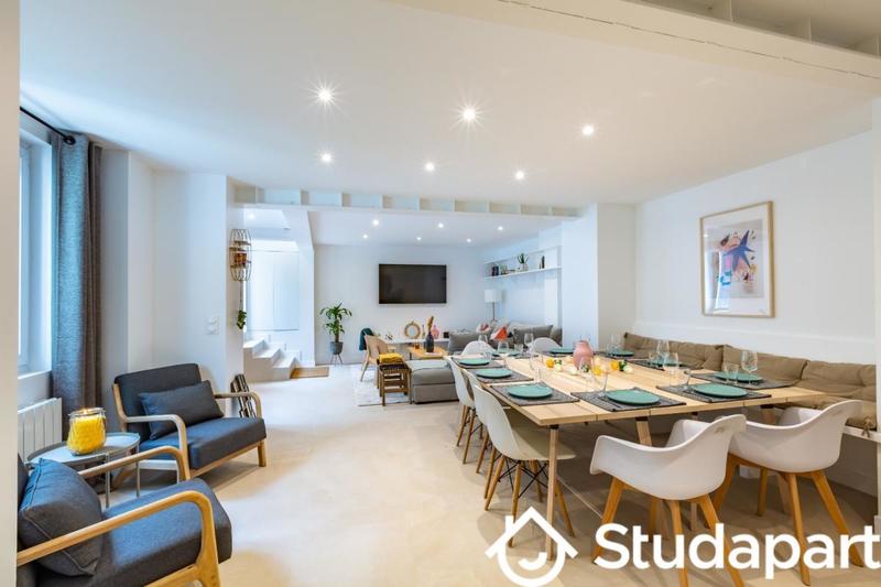 Chambre - 10 m² - 1 pièce