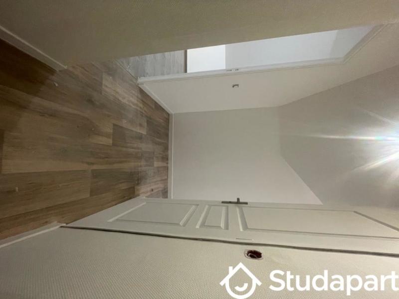 Chambre - 16 m² - 1 pièce