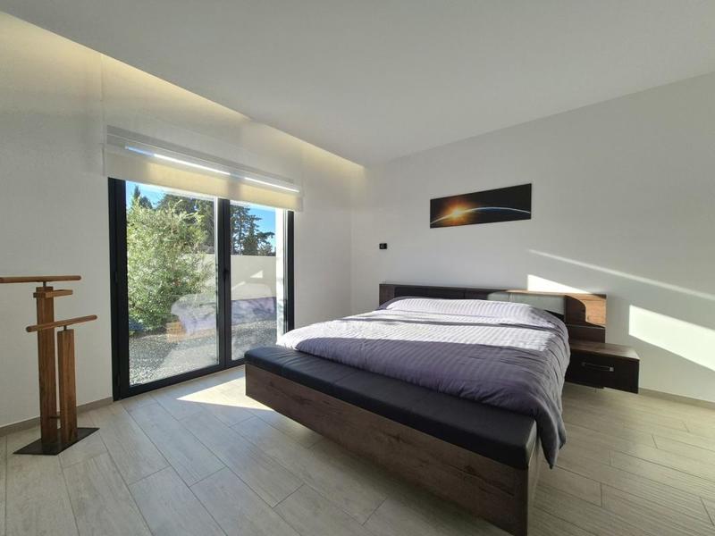 Maison - 232 m² - 6 pièces