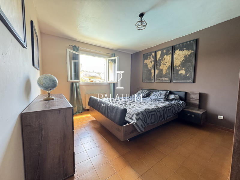 Maison - 102 m² - 4 pièces