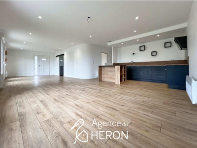 Maison - 109 m² - 4 pièces