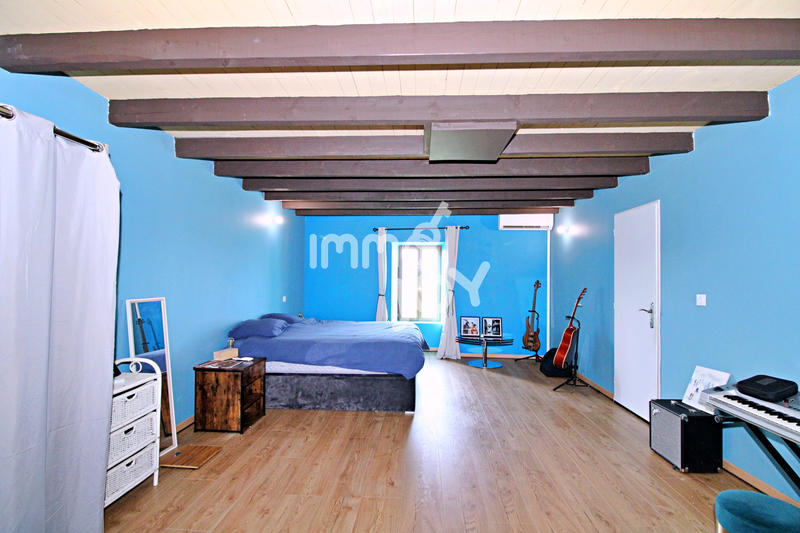 Maison - 157 m² - 6 pièces