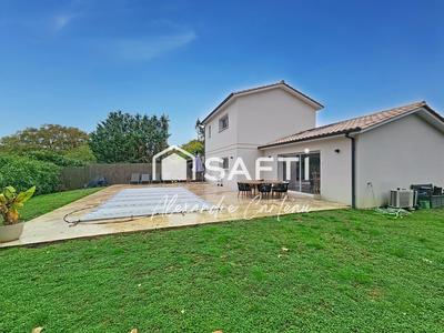 Maison - 100 m² - 5 pièces