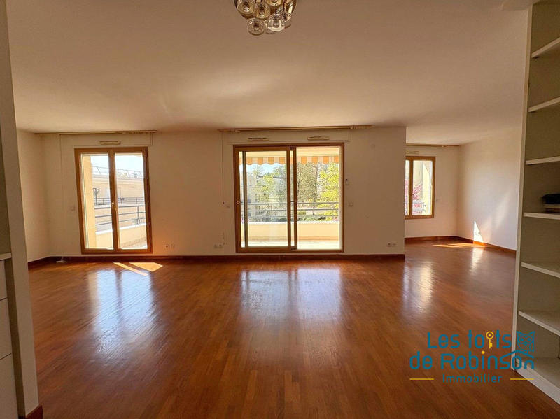 Appartement - 102 m² - 5 pièces