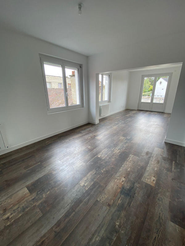 Immeuble de bureaux - 200 m² - 8 pièces