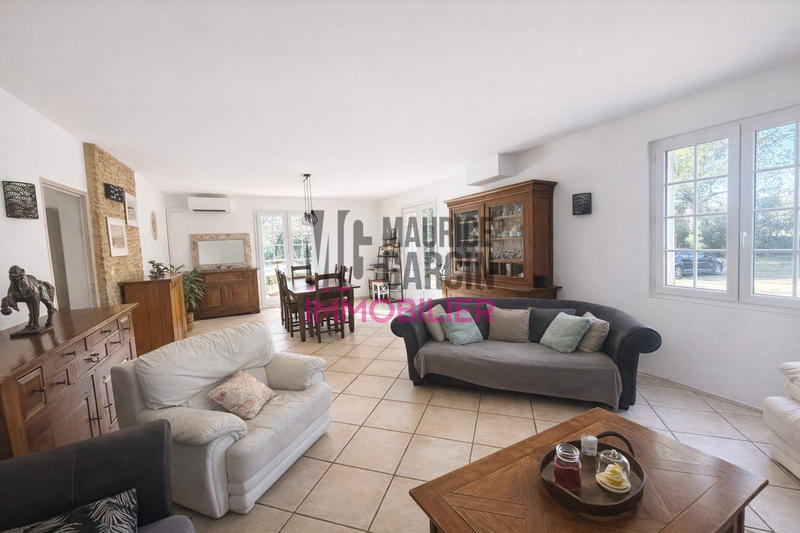 Maison - 170 m² - 13 pièces