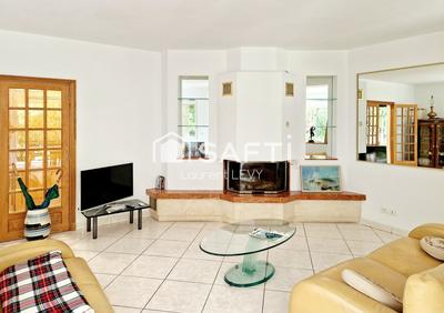 Maison - 143 m² - 6 pièces