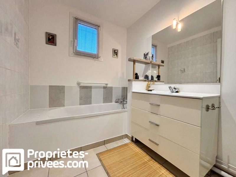 Maison - 94 m² - 4 pièces