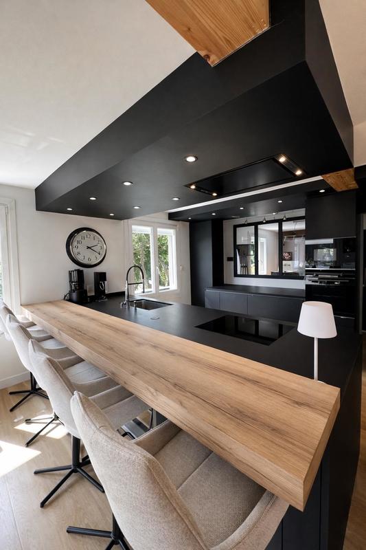 Maison - 177 m² - 7 pièces