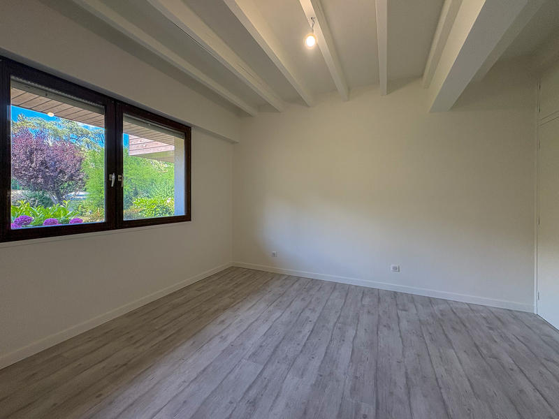 Villa - 290 m² - 10 pièces