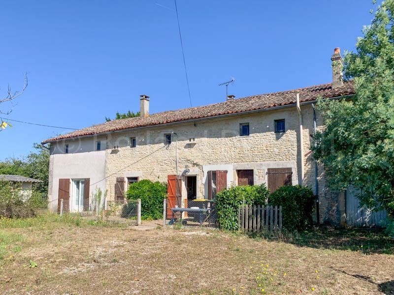 Maison en pierre - 95 m² - 6 pièces