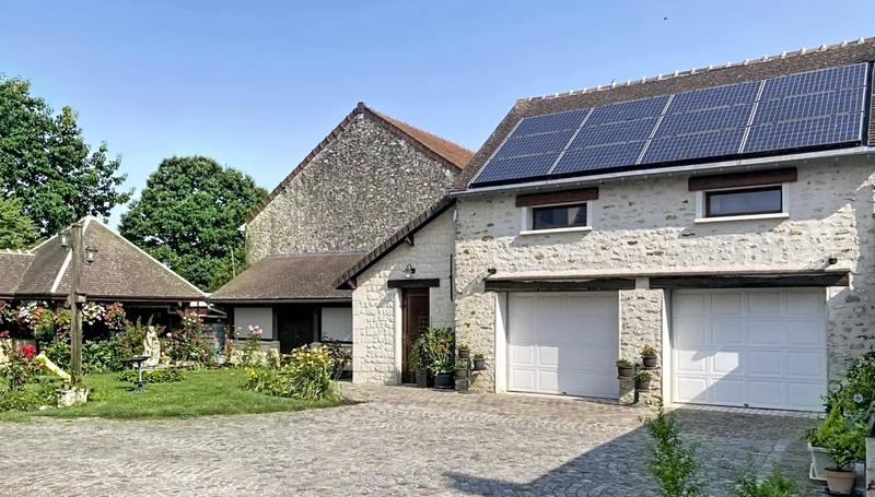 Maison - 275 m² - 7 pièces