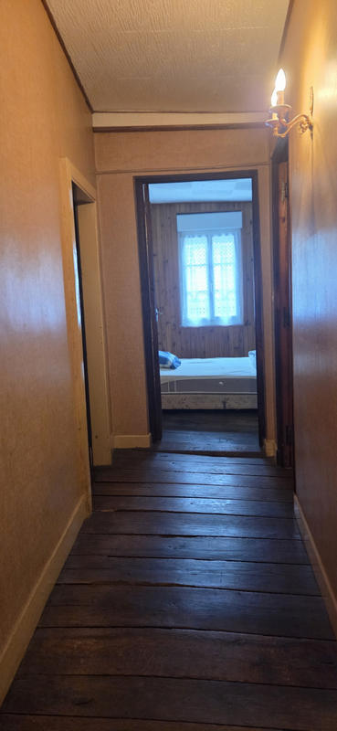 Maison - 101 m² - 6 pièces