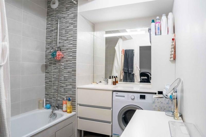 Appartement - 60 m² - 3 pièces