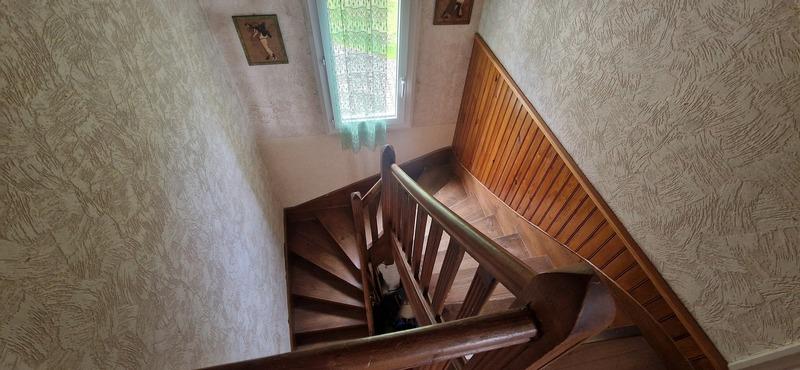 Maison - 200 m² - 6 pièces