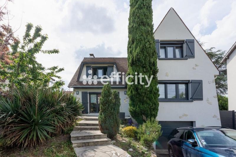 Maison - 165 m² - 5 pièces