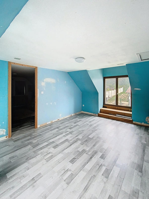 Maison - 220 m² - 9 pièces