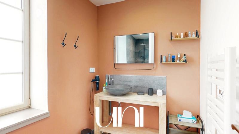 Maison - 90 m² - 4 pièces