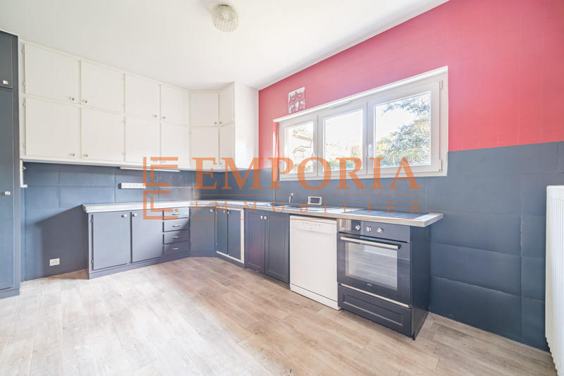 Maison - 191 m² - 7 pièces