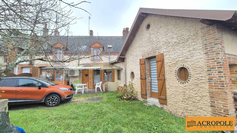 Maison - 280 m² - 12 pièces