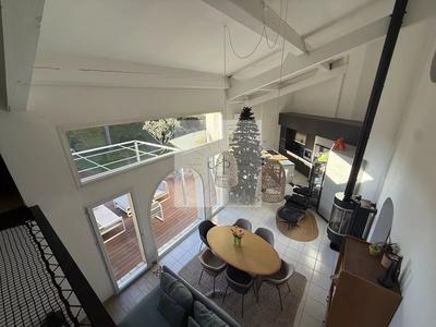 Maison - 173 m² - 7 pièces