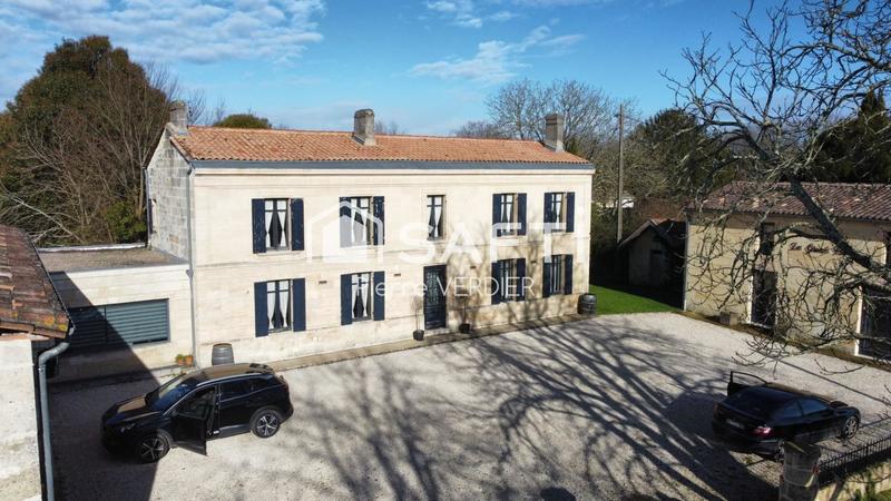 Maison - 500 m² - 16 pièces