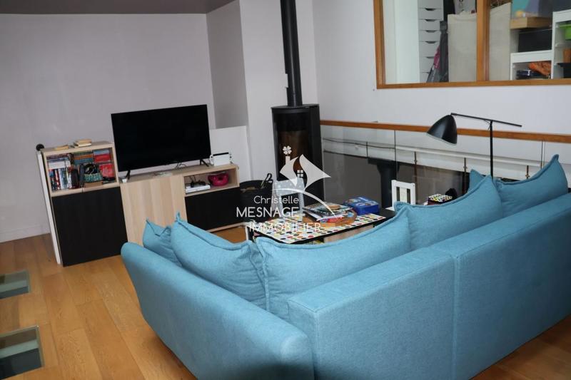 Loft - 168 m² - 6 pièces