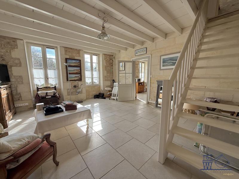 Maison ancienne - 117 m² - 4 pièces