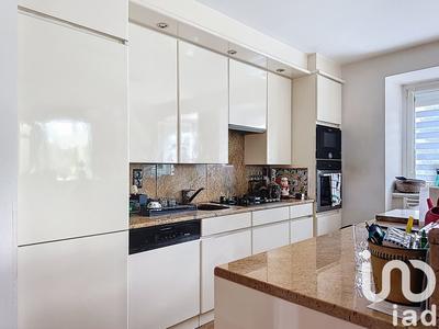 Appartement - 143 m² - 5 pièces