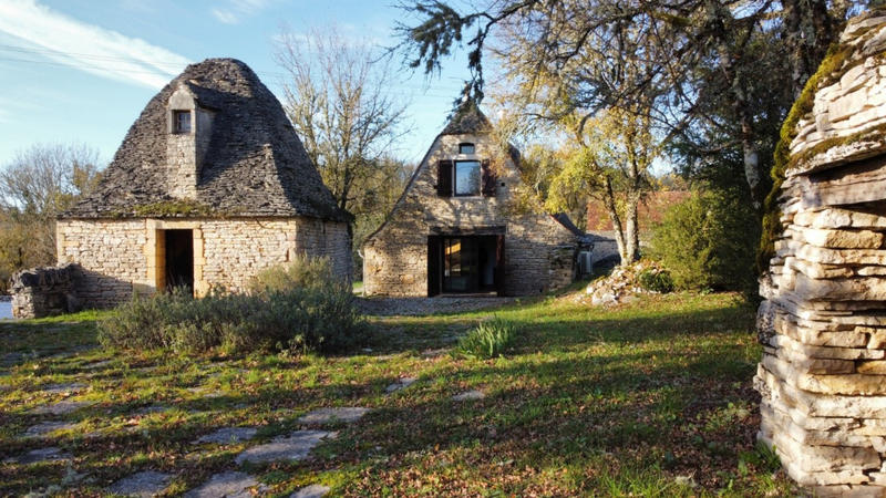 Maison - 200 m² - 7 pièces