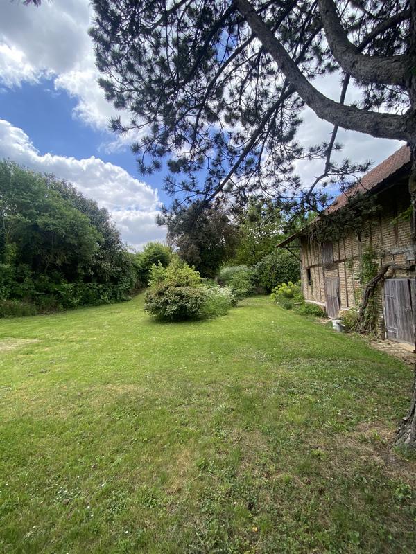 Maison - 247 m² - 9 pièces