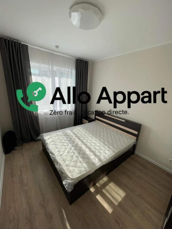 Studio - 30 m² - 1 pièce