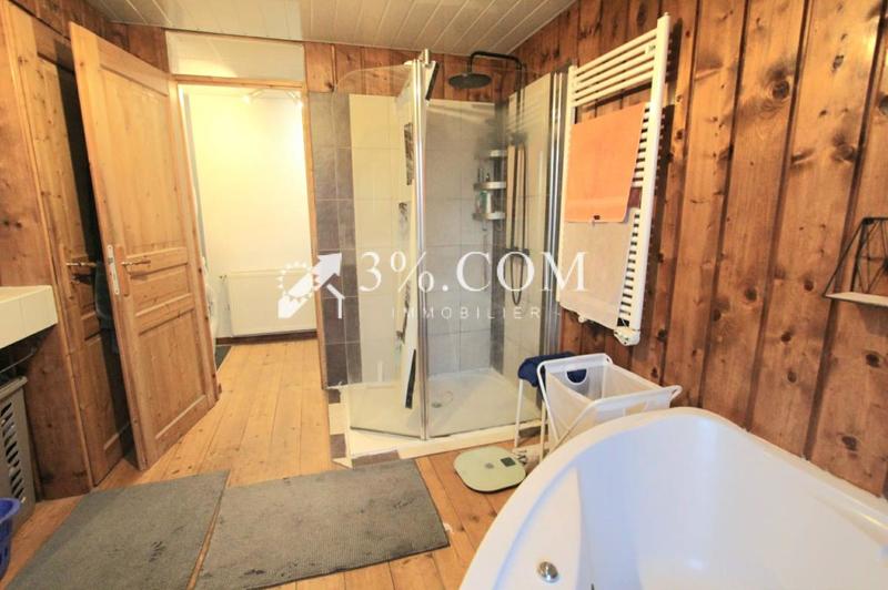 Maison - 209 m² - 6 pièces