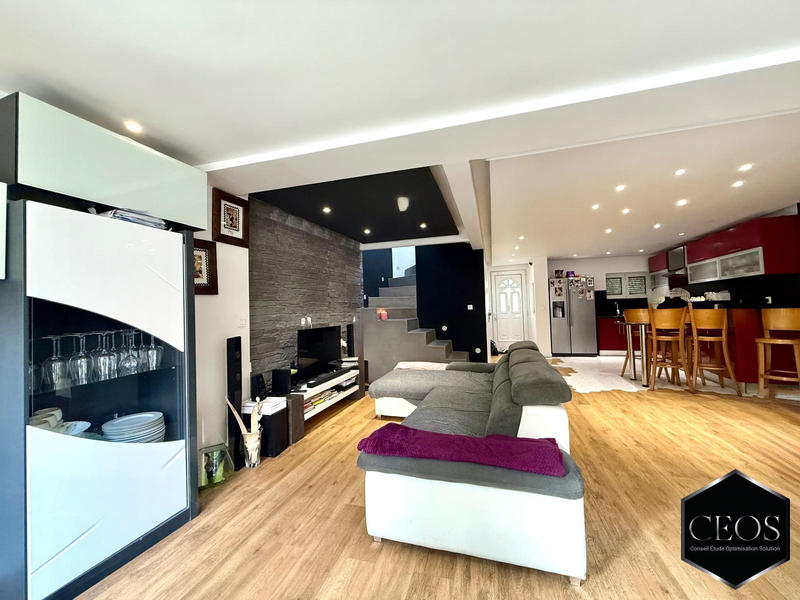 Maison - 82 m² - 4 pièces