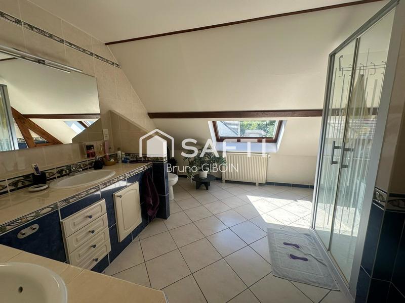 Maison - 292 m² - 8 pièces