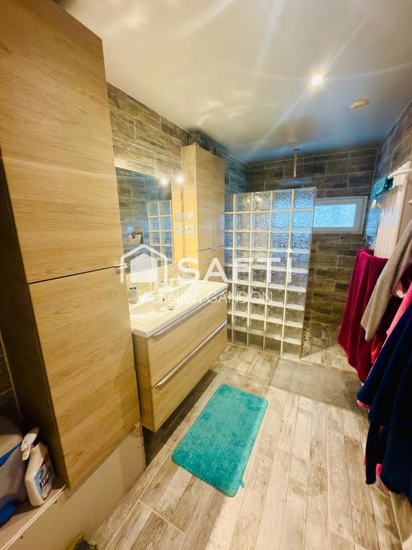 Maison - 129 m² - 7 pièces