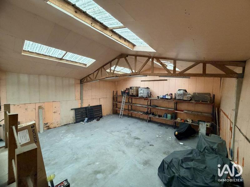 Local commercial - 220 m²