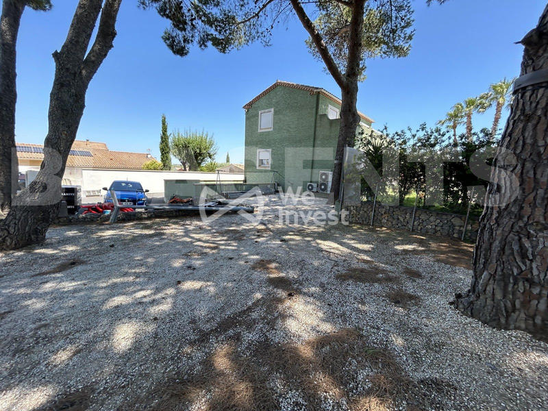 Villa - 250 m² - 8 pièces