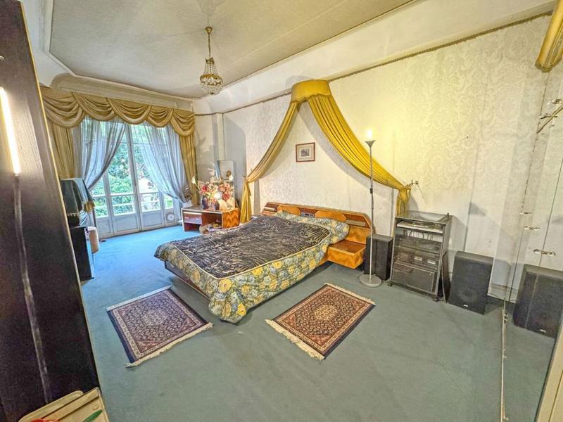 Appartement - 152 m² - 4 pièces